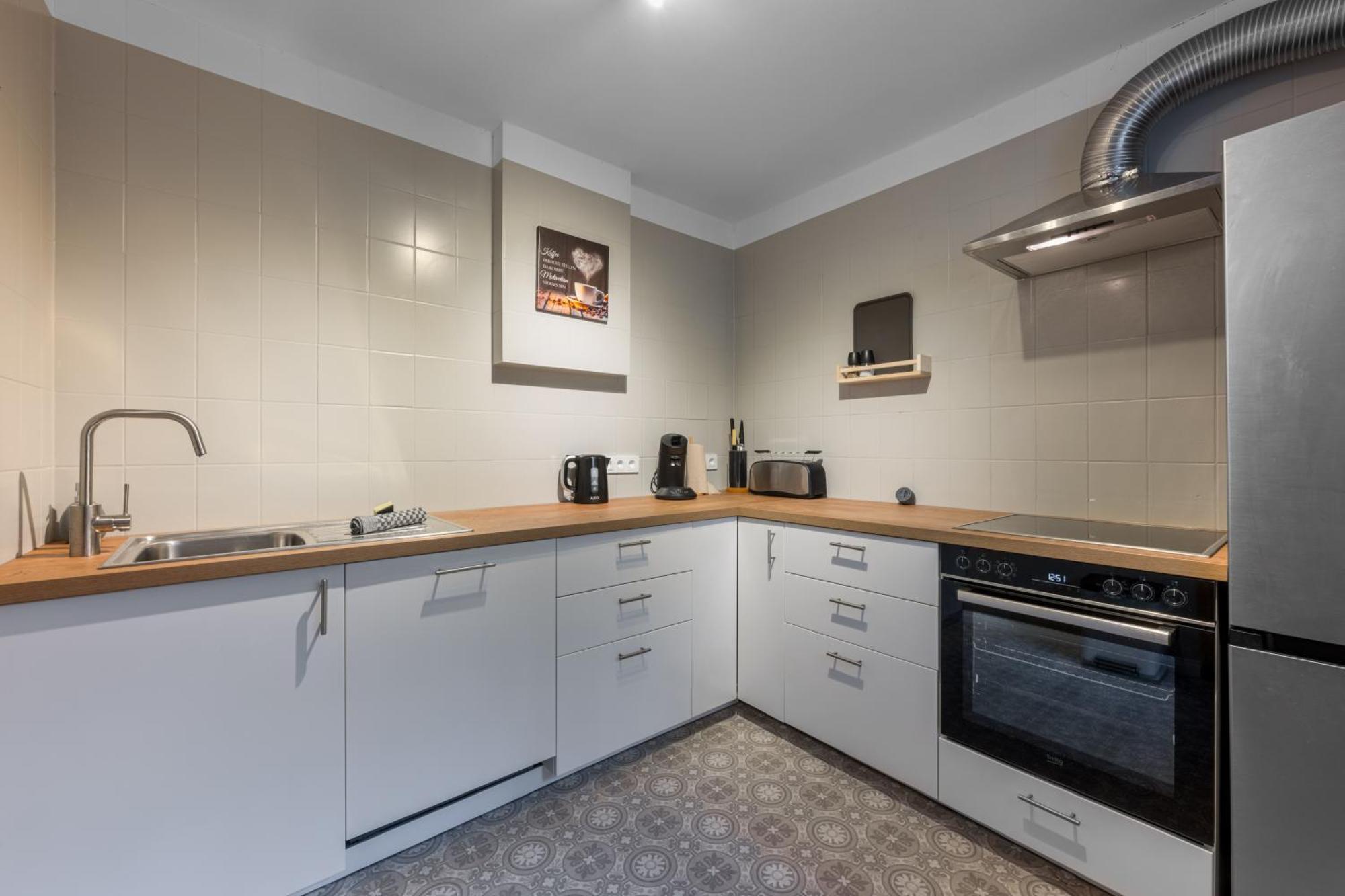 Exklusive Und Grosszuegige Wohnung 140 Qm In Magdeburg Top-Lage Mit Kicker Fuer Bis Zu 8 Personen Εξωτερικό φωτογραφία
