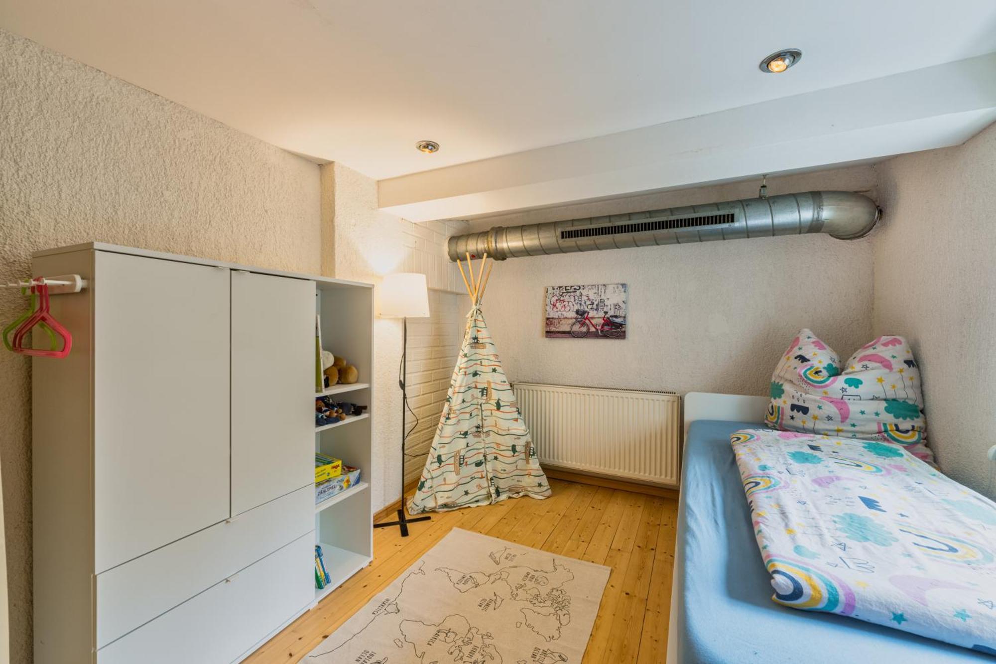 Exklusive Und Grosszuegige Wohnung 140 Qm In Magdeburg Top-Lage Mit Kicker Fuer Bis Zu 8 Personen Εξωτερικό φωτογραφία